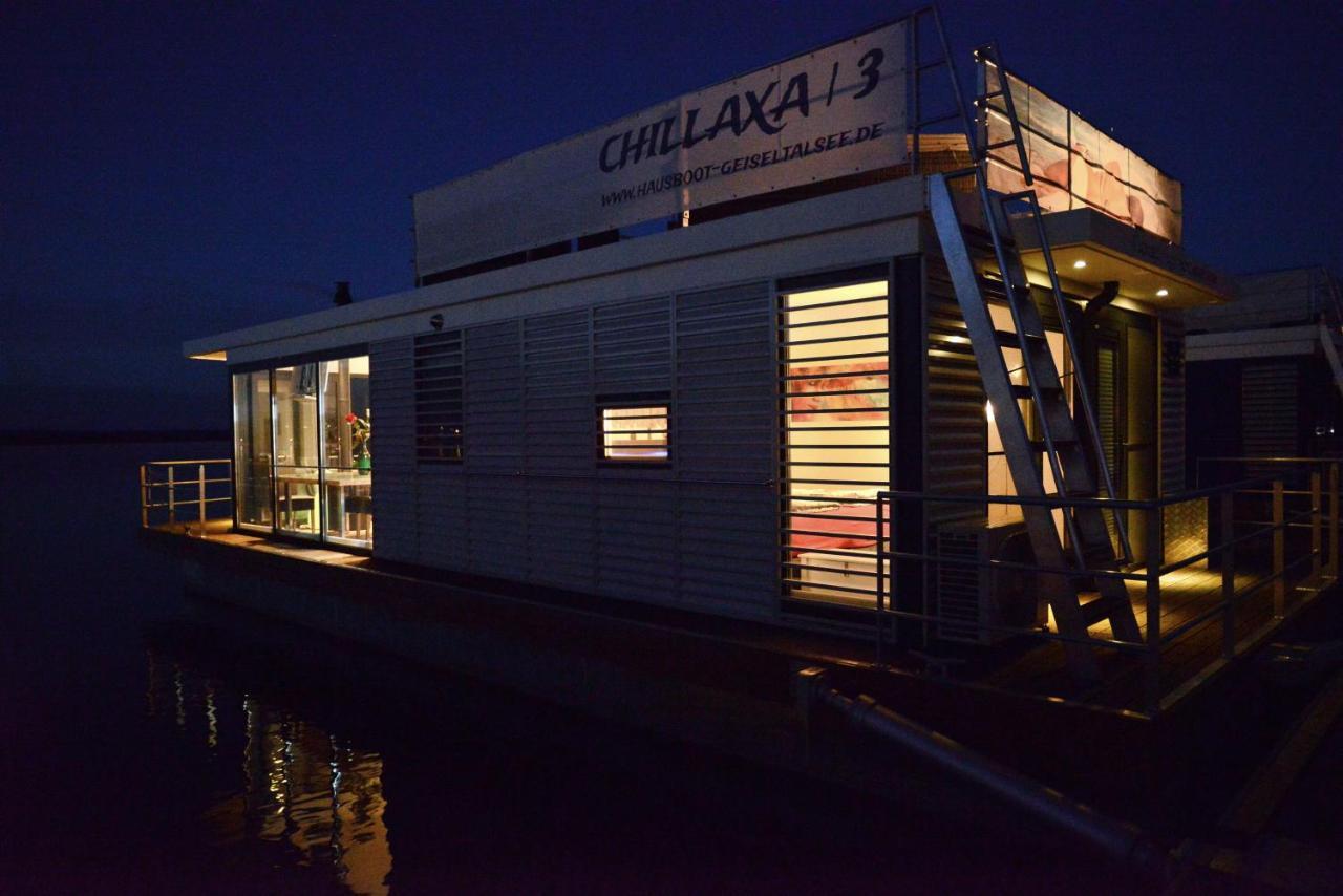 Hausboote Und Ferienhaeuser Marina Muecheln Mucheln Exteriör bild