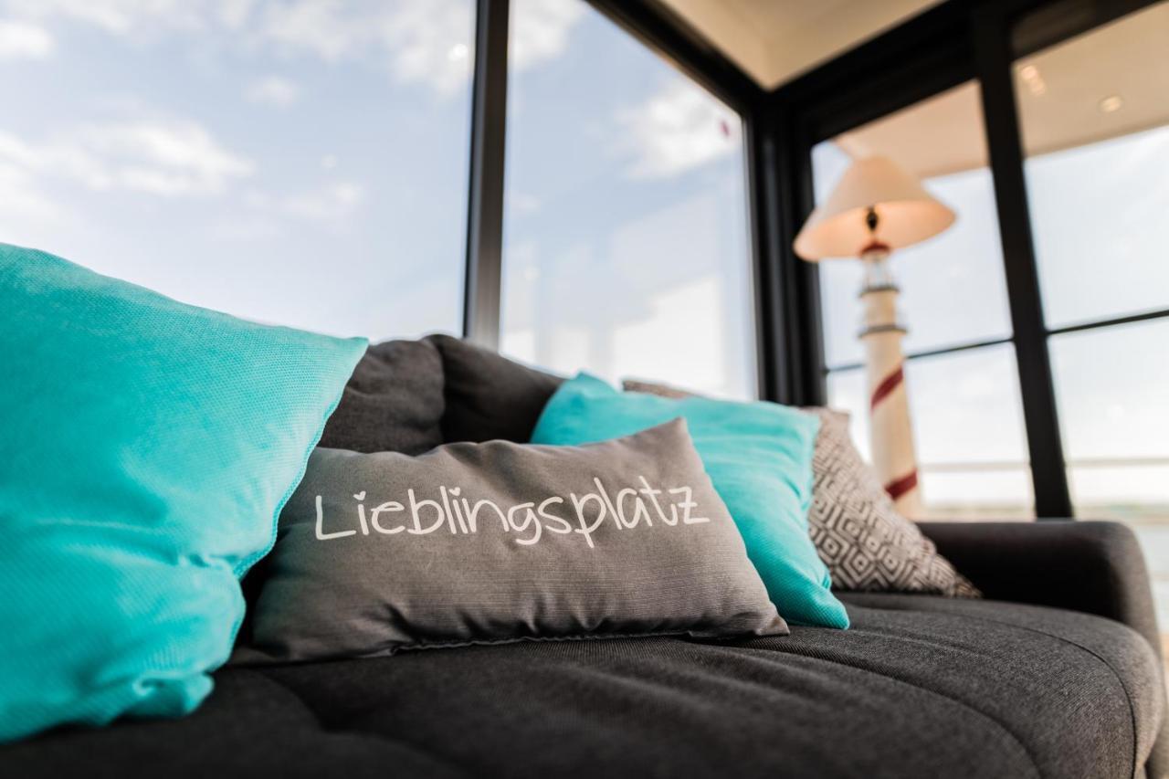 Hausboote Und Ferienhaeuser Marina Muecheln Mucheln Exteriör bild